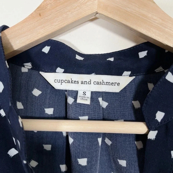 Cupcakes  And Cashmere Navy Bardot Dress - Picture 7 of 12